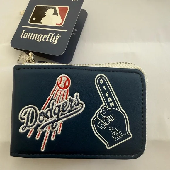Loungefly MLB Los Angeles LA Dodgers Baseball Accordion Zip-Around Wallet - Picture 2 of 3